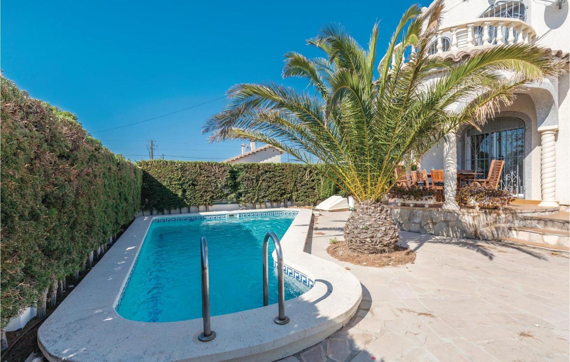 Nice Home In Lametlla De Mar With Kitchen Les Tres Cales ภายนอก รูปภาพ